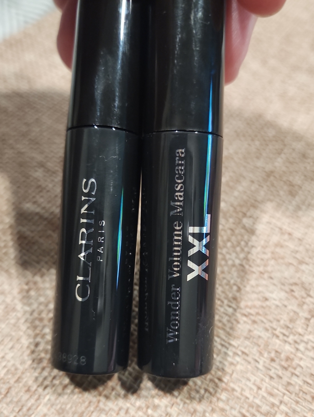 Clarins Wonder Volume Mascara XXL — Black